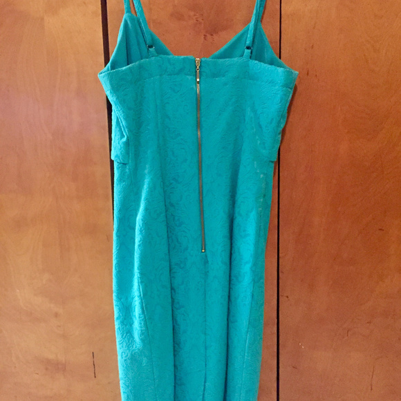 XOXO - Jacquard Sheath Dress With Cutout - Picture 4 of 7